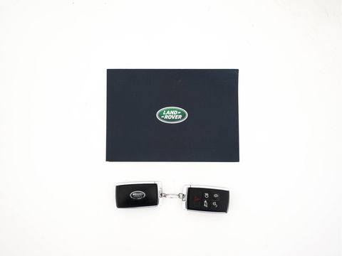 Land Rover Range Rover Velar 2.0 P400e R-Dynamic HSE Plug-In (INCL-BTW) *PANO | LUXURY-LEATHER | ADAPTIVE-CRUISE | FULL-LED | BLIND-SPOT | MEMORY-PACK | MERIDIAN-SOUND | HEATED-COMFORTSEATS | DIGI-COCKPIT | CAMERA | KEYLESS | DAB+ | SHIFT-PADDLES | ...