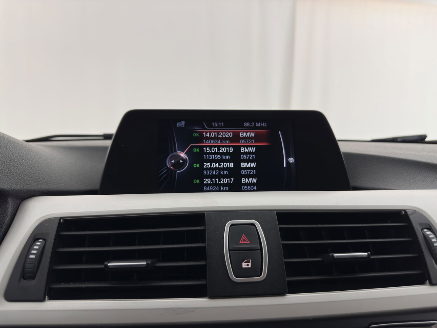 BMW 3 Serie Touring 316d High Executive *FULL-LEATHER | NAVI-FULLMAP | HEATED-COMFORTSEATS | AIRCO | CRUISE | PDC | 17''ALU*