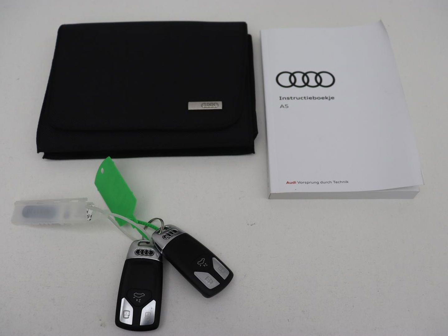 Audi A5 40 TFSI Sport S-line Edition | 80.600km NAP | Panoramadak | Stoelverwarming | Half leder | Sportstoelen | Navigatie | Full LED | Climate control | Sportstuur | Parkeerhulp