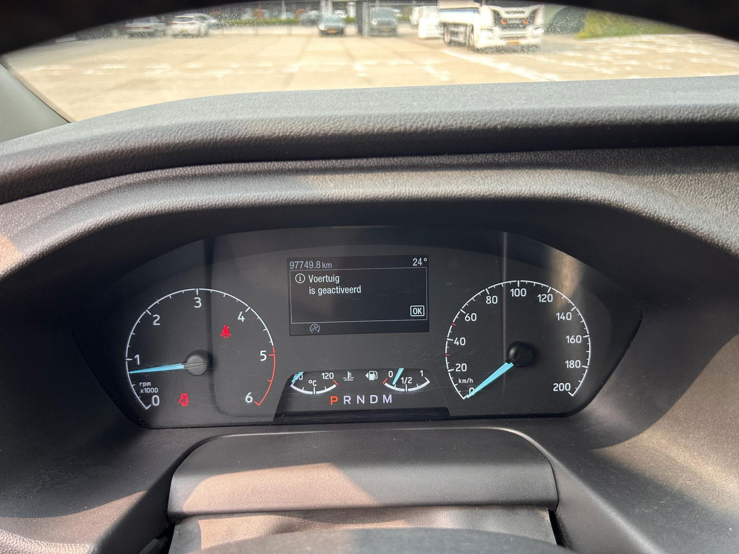 Ford Transit Custom Sport 2.0 185PK L2H1 320 | MARGE | BOMVOL | LED | STOELVERWARMING | CARPLAY | AUTOMAAT