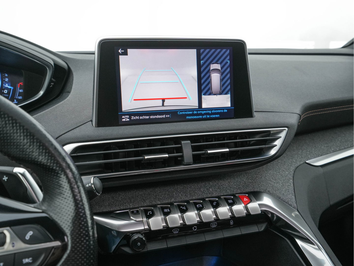 Peugeot 5008 1.6 e-THP GT-Line [ 7-Pers. ] Aut. *PANO | LEATHER-FABRIC | FULL-LED | DIGI-COCKPIT | LANE-ASSIST | BLINDS-SPOT | SPORT-SEATS | CAMERA | NAVI-FULLMAP | SHIFT-PADDLES | PRIVACY-GLASS | TOWBAR | 18''ALU*