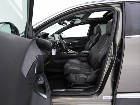 Peugeot 5008 1.6 e-THP GT-Line [ 7-Pers. ] Aut. *PANO | LEATHER-FABRIC | FULL-LED | DIGI-COCKPIT | LANE-ASSIST | BLINDS-SPOT | SPORT-SEATS | CAMERA | NAVI-FULLMAP | SHIFT-PADDLES | PRIVACY-GLASS | TOWBAR | 18''ALU*