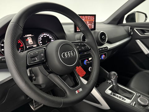 Audi Q2 35 TFSI 150PK S-line | LED | Carplay | Clima | Cruise | Navigatie | Parkeersens. | NAP