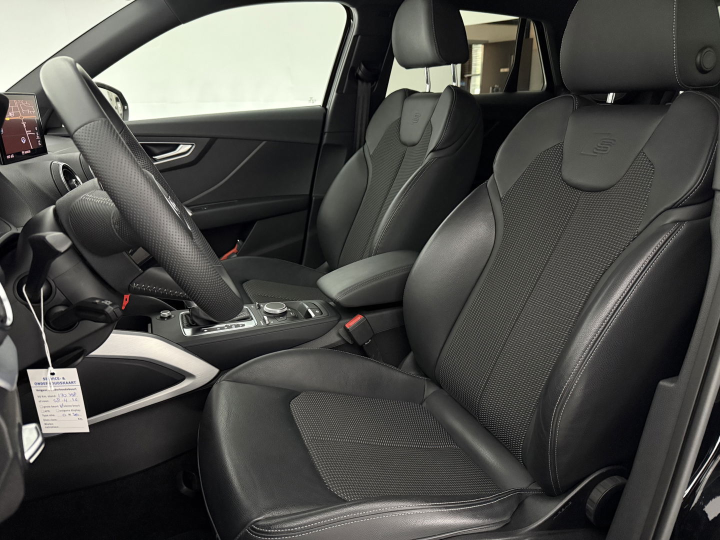 Audi Q2 35 TFSI 150PK S-line | LED | Carplay | Clima | Cruise | Navigatie | Parkeersens. | NAP