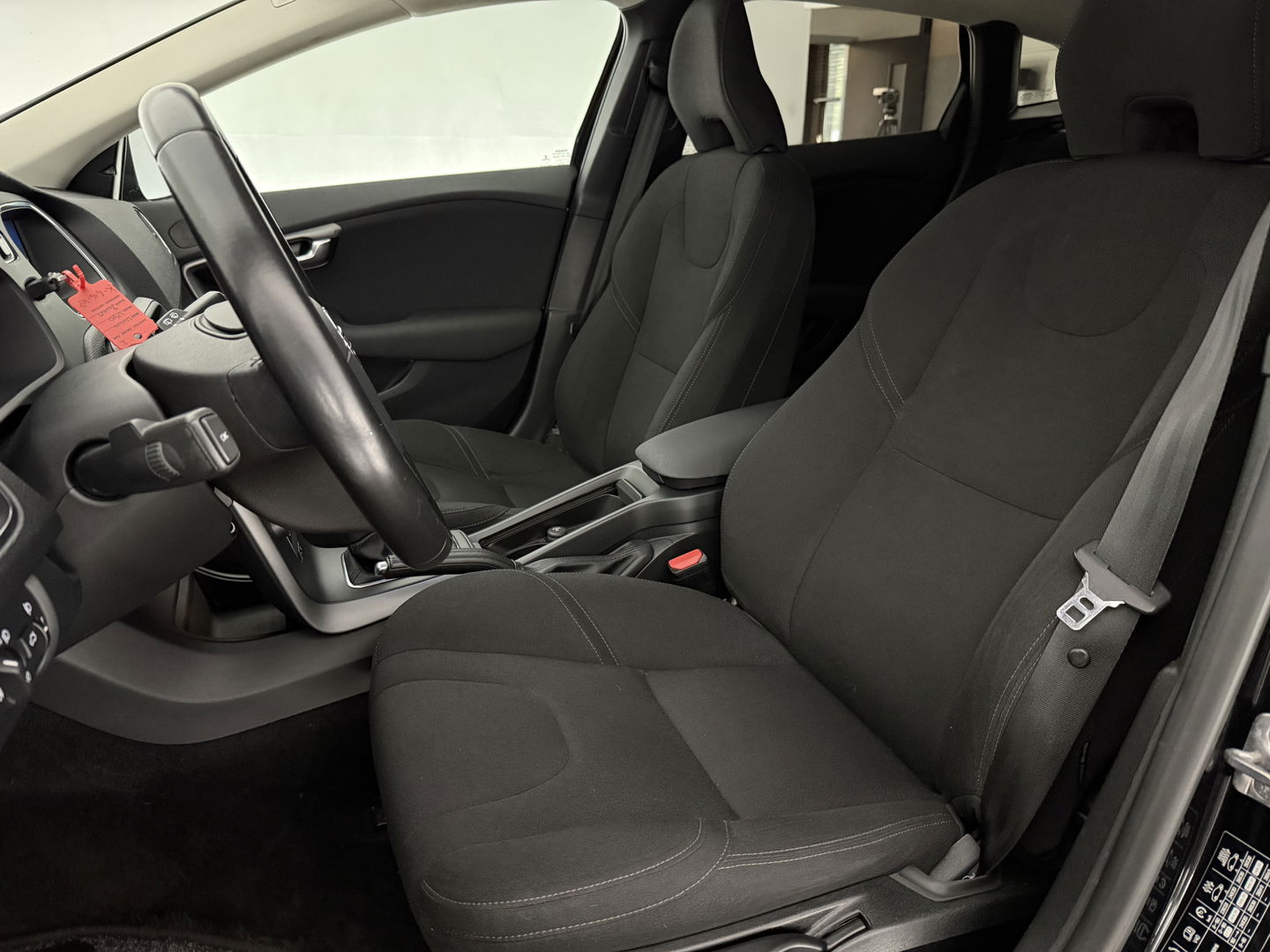 Volvo V40 1.6 T4 Cross Country | 180PK | Airco | Cruise | Navigatie | Dodehoek | Parkeersens.