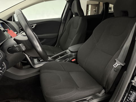 Volvo V40 1.6 T4 Cross Country | 180PK | Airco | Cruise | Navigatie | Dodehoek | Parkeersens.