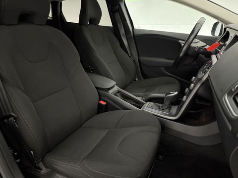 Volvo V40 1.6 T4 Cross Country | 180PK | Airco | Cruise | Navigatie | Dodehoek | Parkeersens.