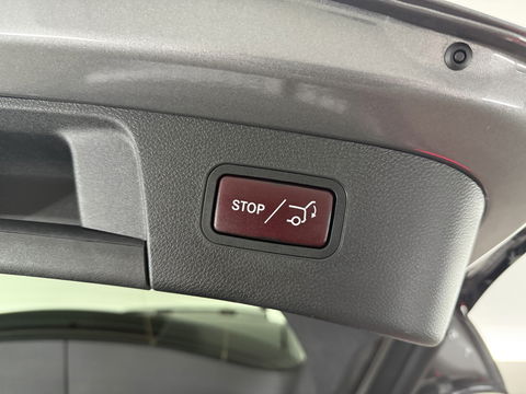 Mercedes-Benz GLA 180 AMG Night Upgrade | Pano | LED | Camera | Carplay | Parkeers. | NAP