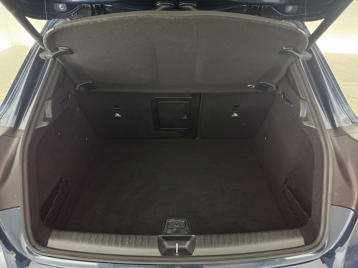 Mercedes-Benz GLA 180 AMG Limited | Pano | Camera | Trekh. | Cruise | Navigatie | LED | Parkeersens. l NAP