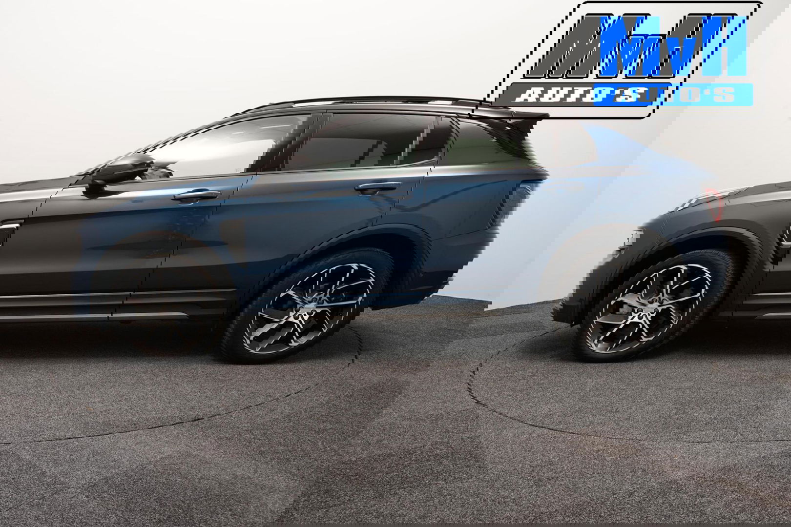 Lynk & Co 01 1.5 Hybride|FULL BLACK|ZWARTE.HEMEL|360ÂșCAM|NAP