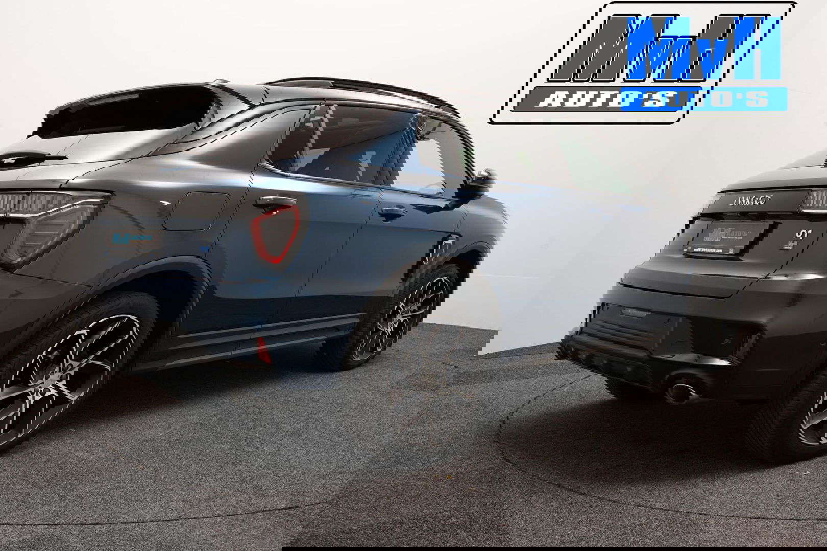 Lynk & Co 01 1.5 Hybride|FULL BLACK|ZWARTE.HEMEL|360ÂșCAM|NAP