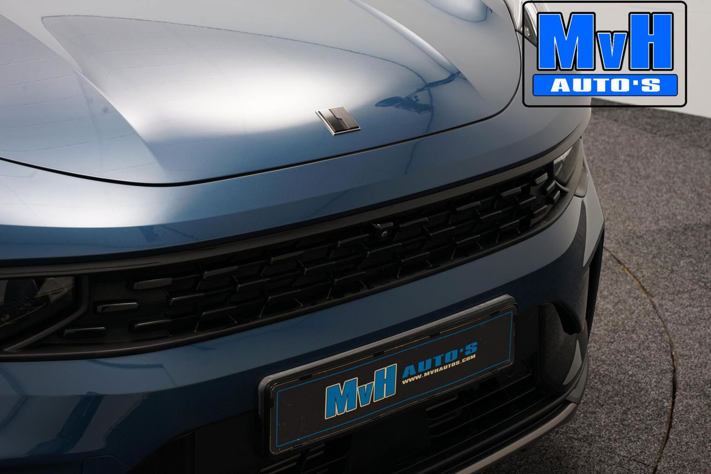 Lynk & Co 01 1.5 Hybride|FULL BLACK|ZWARTE.HEMEL|360ºCAM|NAP