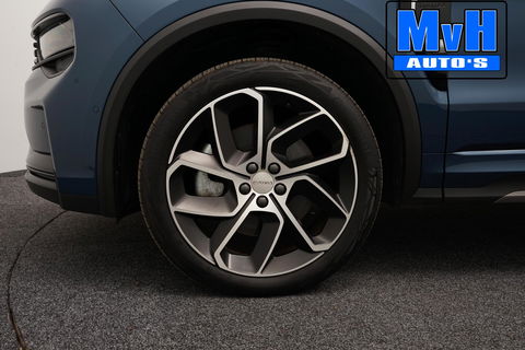 Lynk & Co 01 1.5 Hybride|FULL BLACK|ZWARTE.HEMEL|360ºCAM|NAP