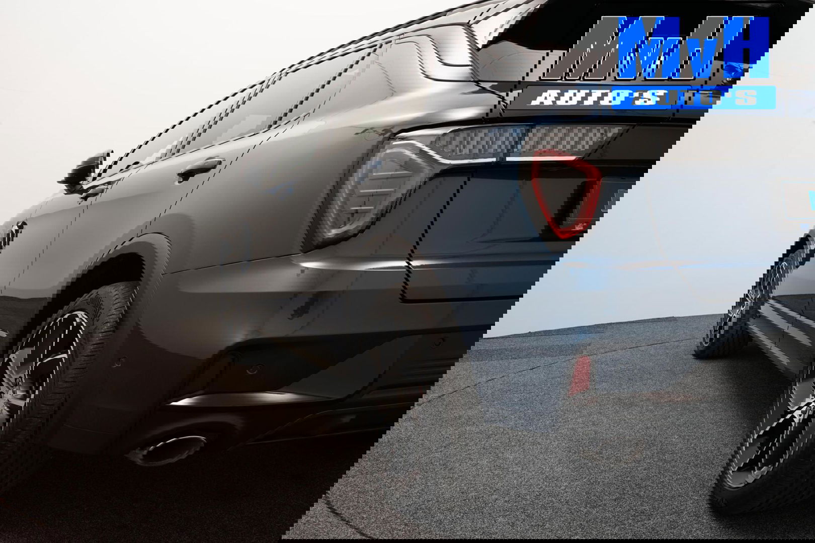 Lynk & Co 01 1.5 Hybride|FULL BLACK|ZWARTE.HEMEL|360ÂșCAM|NAP