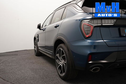 Lynk & Co 01 1.5 Hybride|FULL BLACK|ZWARTE.HEMEL|360ºCAM|NAP