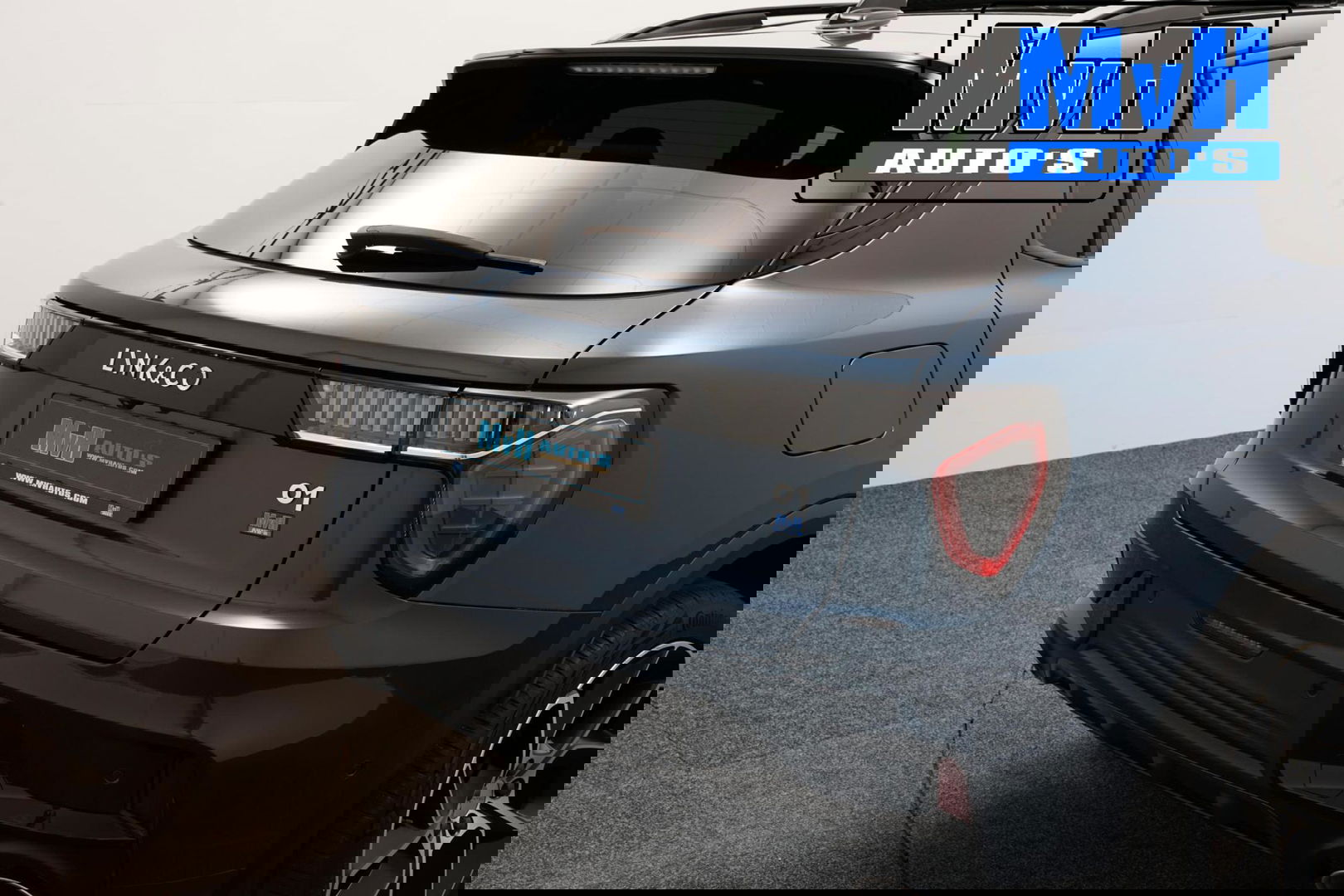 Lynk & Co 01 1.5 Hybride|FULL BLACK|ZWARTE.HEMEL|360ÂșCAM|NAP