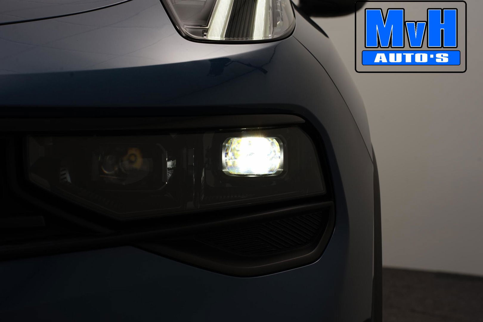 Lynk & Co 01 1.5 Hybride|FULL BLACK|ZWARTE.HEMEL|360ÂșCAM|NAP