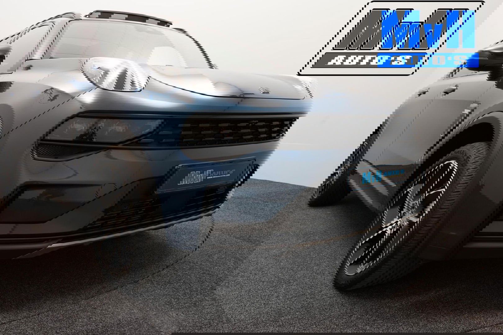 Lynk & Co 01 1.5 Hybride|TREKHAAK|FULL BLACK|ZWARTE.HEMEL|NAP