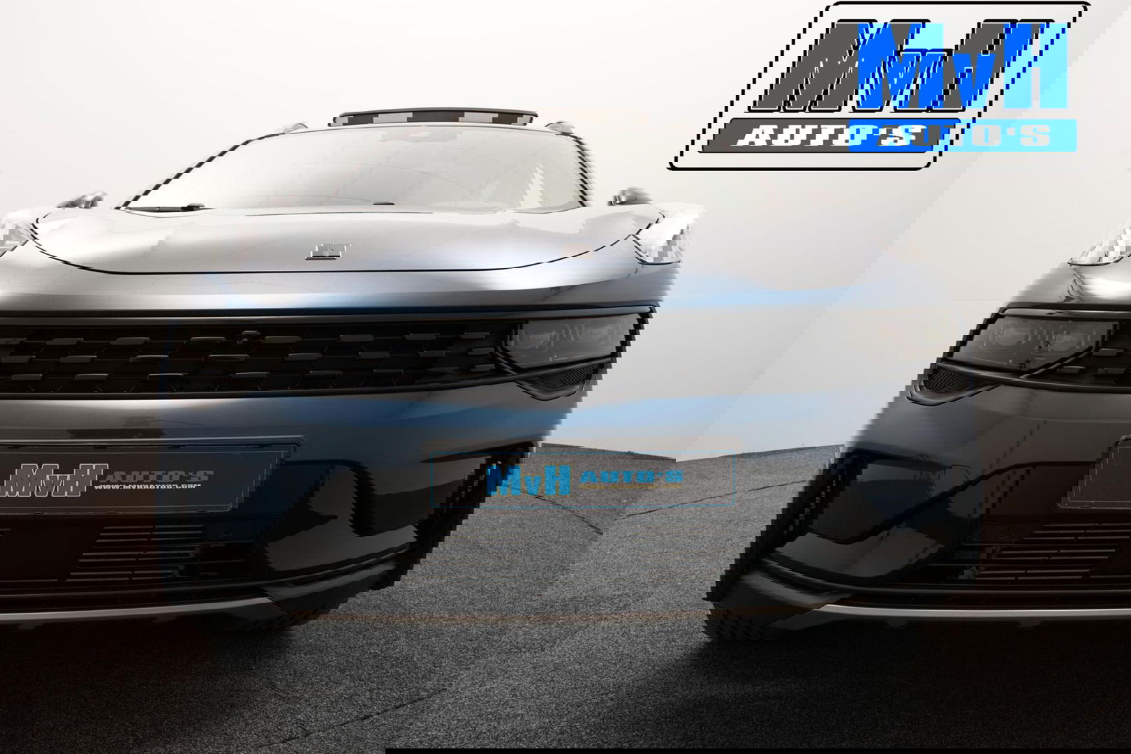 Lynk & Co 01 1.5 Hybride|TREKHAAK|FULL BLACK|ZWARTE.HEMEL|NAP