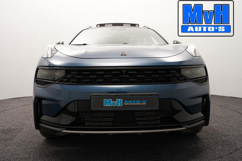 Lynk & Co 01 1.5 Hybride|TREKHAAK|FULL BLACK|ZWARTE.HEMEL|NAP