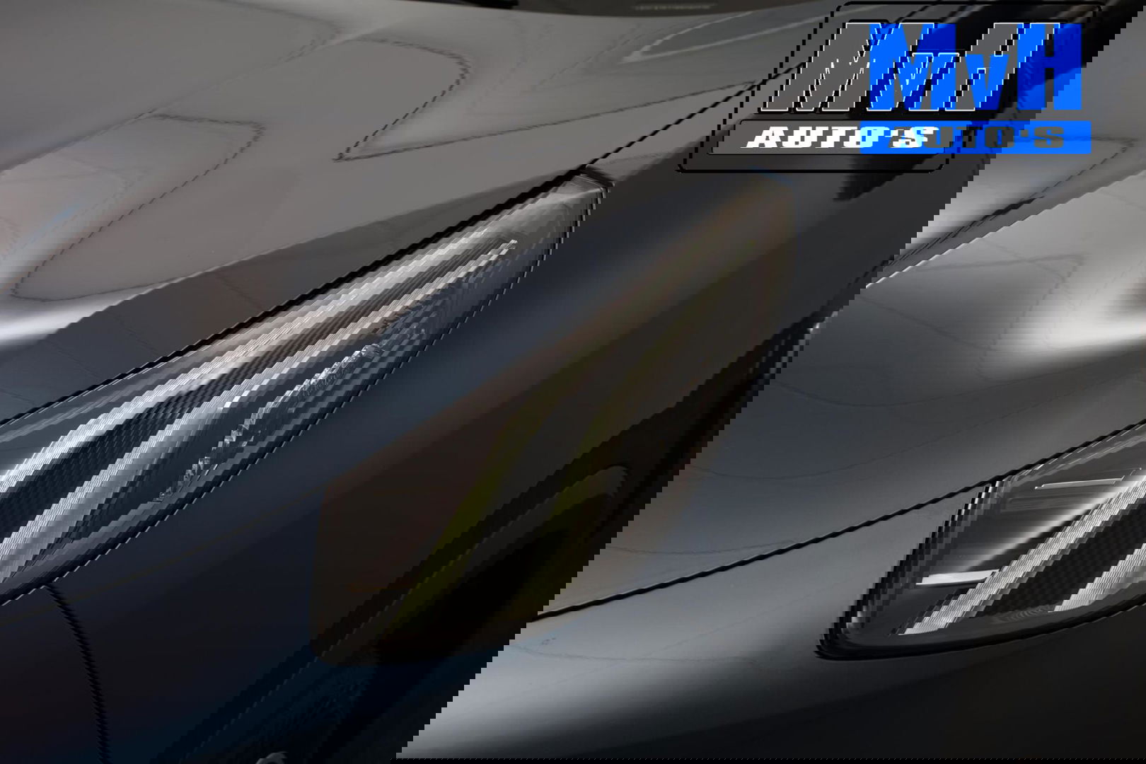 Lynk & Co 01 1.5 Hybride|TREKHAAK|FULL BLACK|ZWARTE.HEMEL|NAP