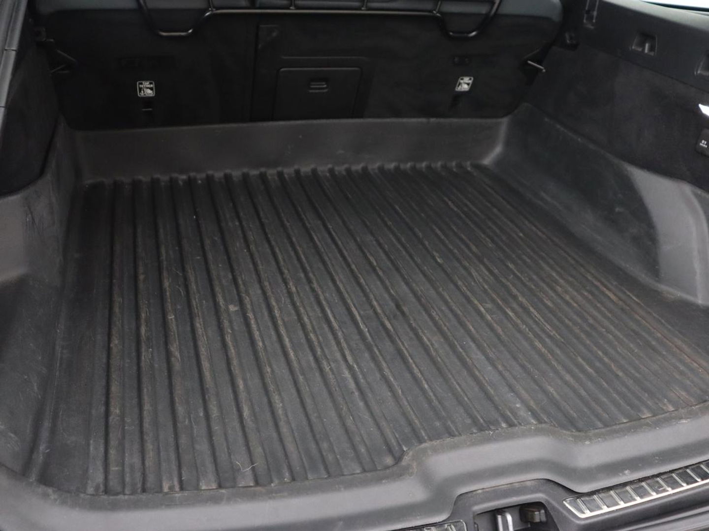 Volvo V90 2.0 T6 AWD Recharge Inscription | Panoramadak | Leder | Stoel & stuurverwarming | Trekhaak | Camera | Navigatie | Adaptive cruise | Full LED | PHEV | Plug In