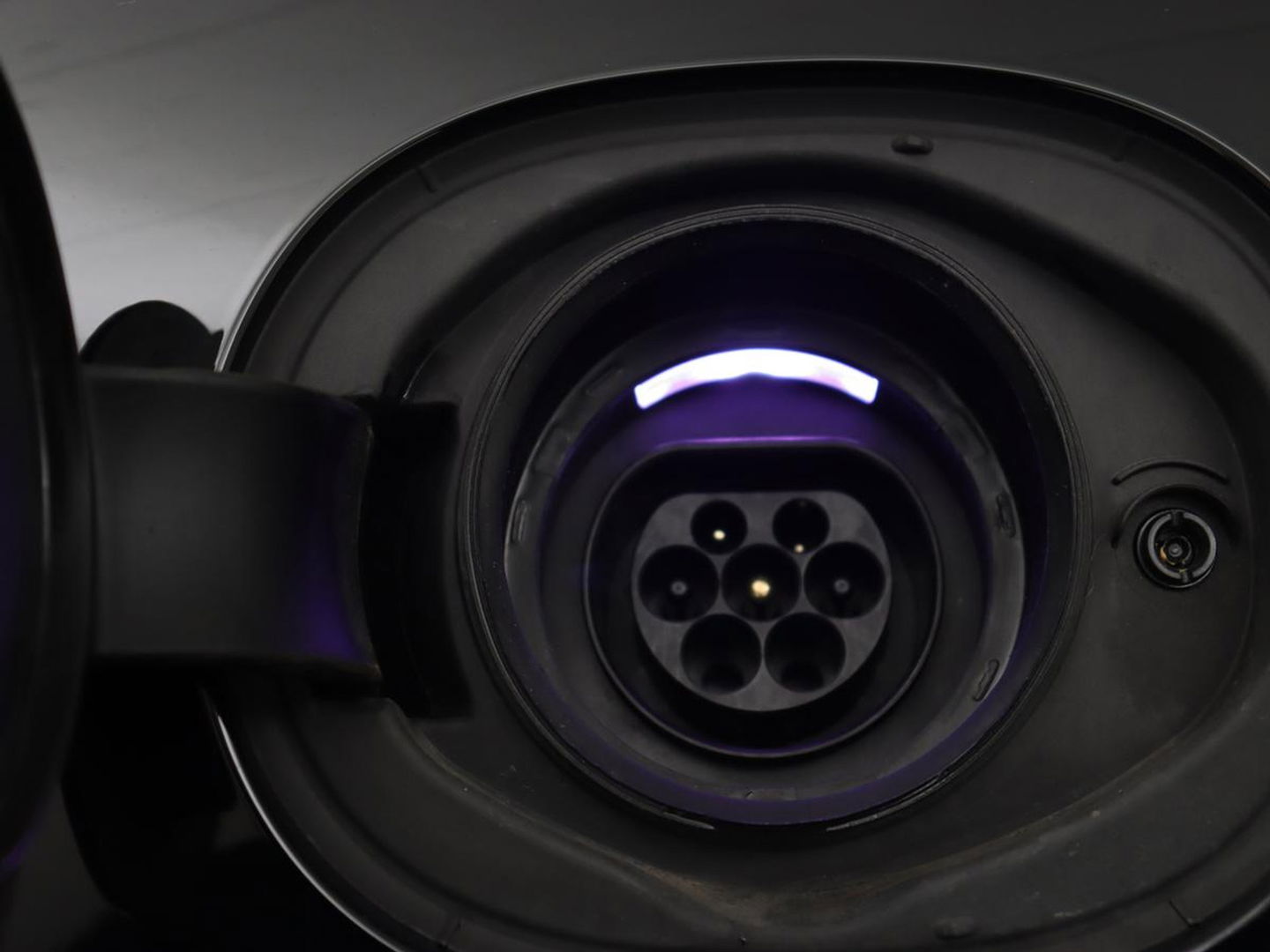 Volvo V90 2.0 T6 AWD Recharge Inscription | Panoramadak | Leder | Stoel & stuurverwarming | Trekhaak | Camera | Navigatie | Adaptive cruise | Full LED | PHEV | Plug In