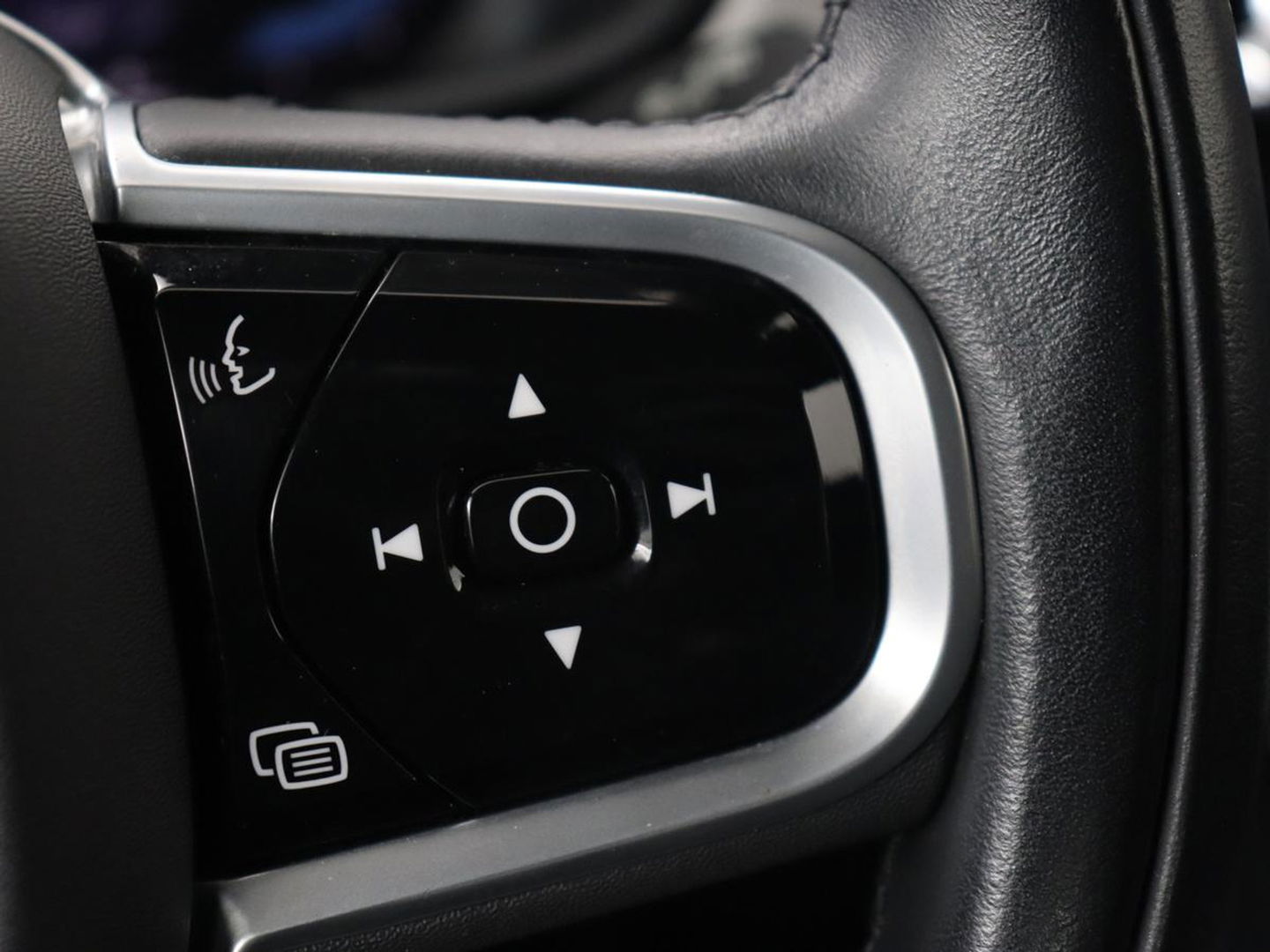 Volvo V90 2.0 T6 AWD Recharge Inscription | Panoramadak | Leder | Stoel & stuurverwarming | Trekhaak | Camera | Navigatie | Adaptive cruise | Full LED | PHEV | Plug In