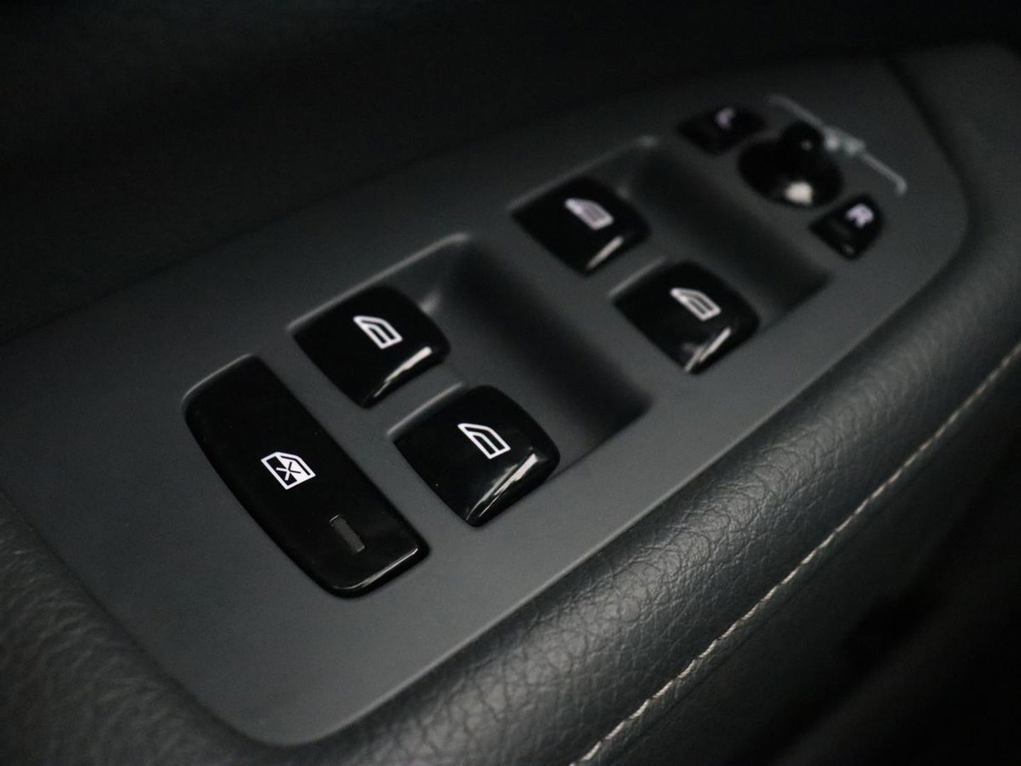 Volvo V90 2.0 T6 AWD Recharge Inscription | Panoramadak | Leder | Stoel & stuurverwarming | Trekhaak | Camera | Navigatie | Adaptive cruise | Full LED | PHEV | Plug In