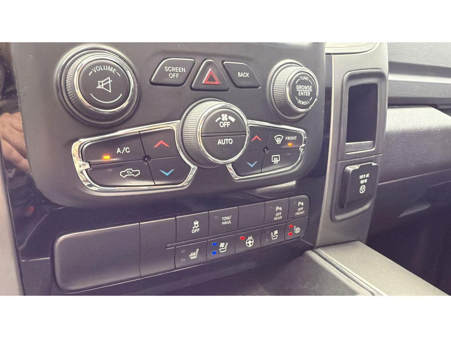 Dodge Ram 1500 5.7 V8 Crew Cab Lpg