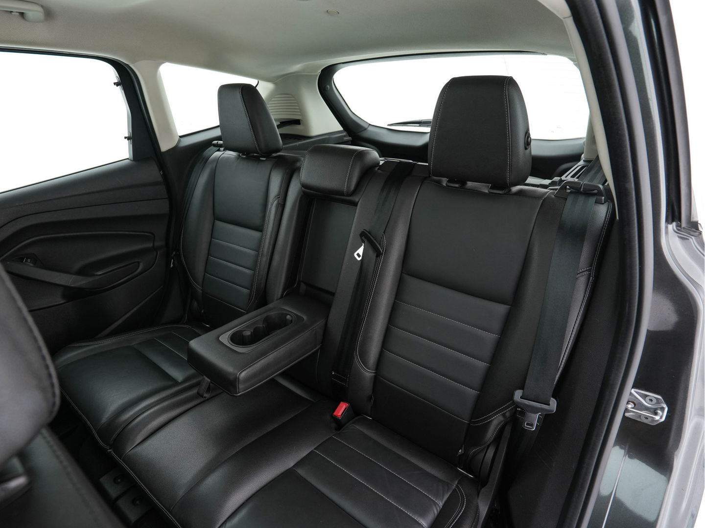 Ford C-MAX 2.0 Plug-in Hybrid Titanium Plus Aut. *PANO | LUXURY-LEATHER | NAVI-FULLMAP | CAMERA | KEYLESS | HEATED-COMFORT-SEATS | ECC | DIGI-COCKPIT | PDC | 17''ALU*