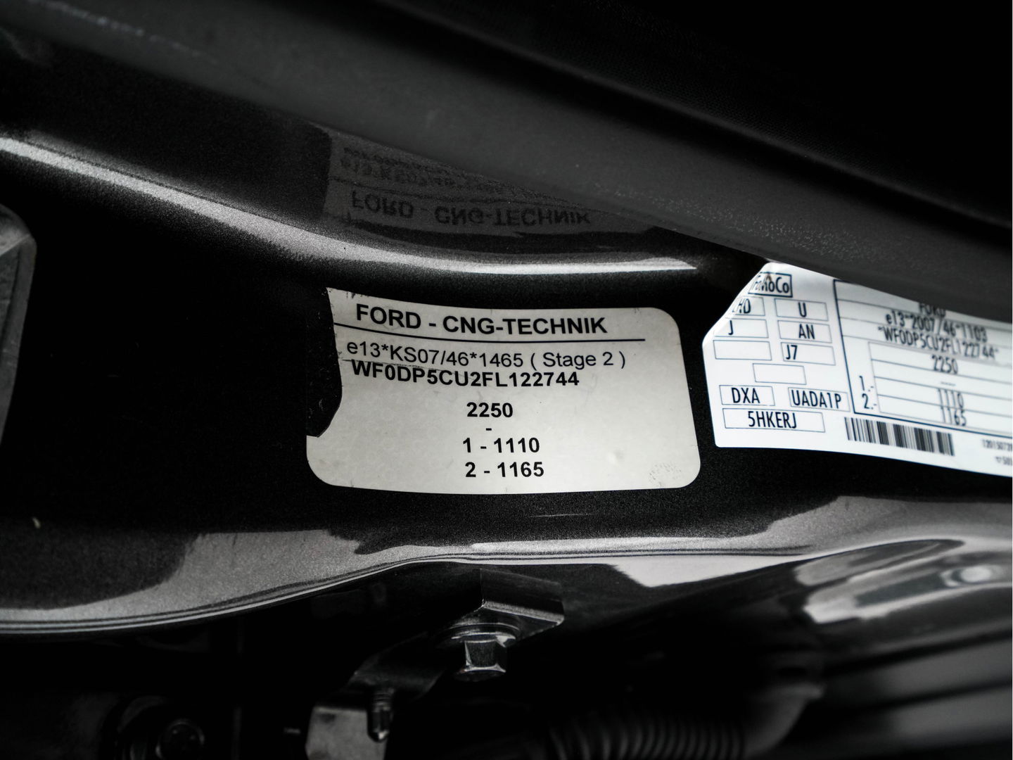 Ford C-MAX 2.0 Plug-in Hybrid Titanium Plus Aut. *PANO | LUXURY-LEATHER | NAVI-FULLMAP | CAMERA | KEYLESS | HEATED-COMFORT-SEATS | ECC | DIGI-COCKPIT | PDC | 17''ALU*