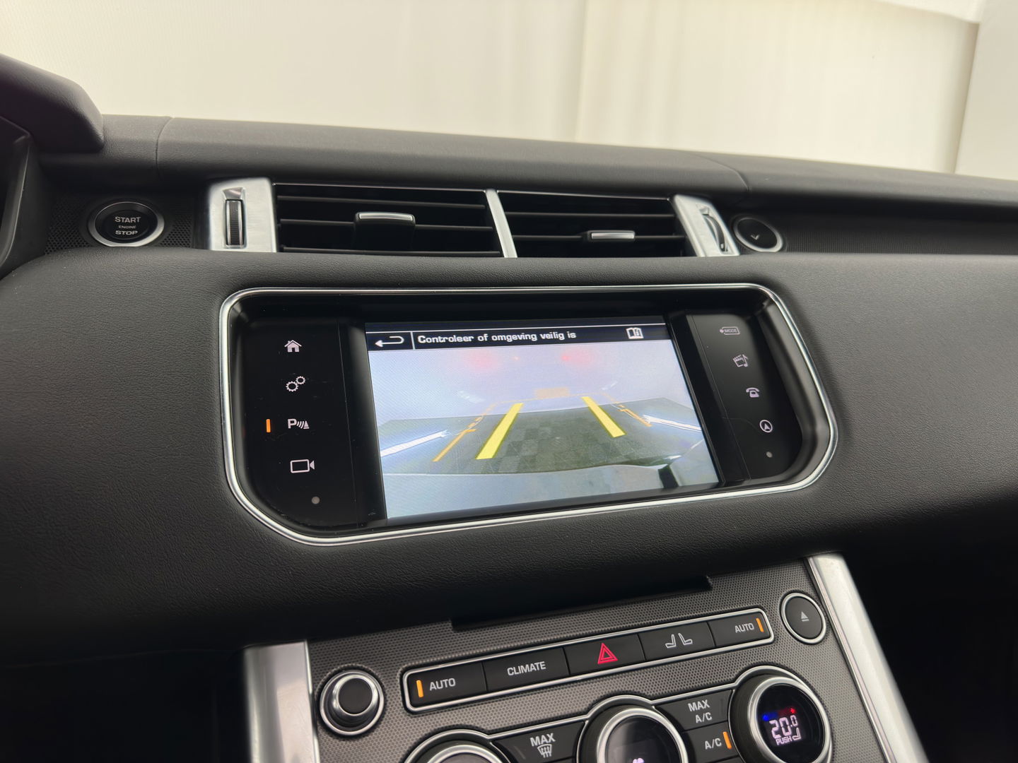 Land Rover Range Rover Sport 3.0 SDV6 HSE Dynamic Aut. *PANO | LUXURY-LEATHER | XENON | NAVI-FULLMAP | CAMERA | KEYLESS | AIR-SUSPENSION | ECC | PDC | CRUISE | 21''ALU*