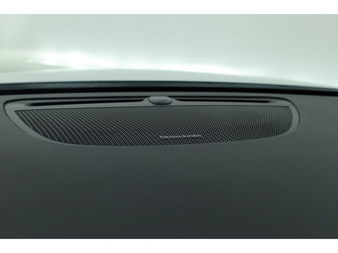 Volvo V60 T8 Recharge R-design | Memory Seats | Harman Kardon | Elek. Trekhaak | Pilot Assist | Camera
