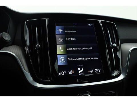 Volvo V60 T8 Recharge R-design | Memory Seats | Harman Kardon | Elek. Trekhaak | Pilot Assist | Camera