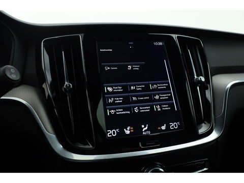 Volvo V60 T8 Recharge R-design | Memory Seats | Harman Kardon | Elek. Trekhaak | Pilot Assist | Camera