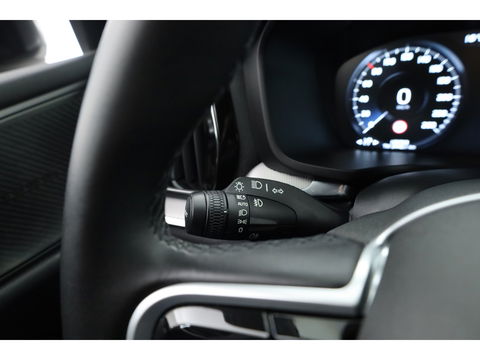 Volvo V60 T8 Recharge R-design | Memory Seats | Harman Kardon | Elek. Trekhaak | Pilot Assist | Camera
