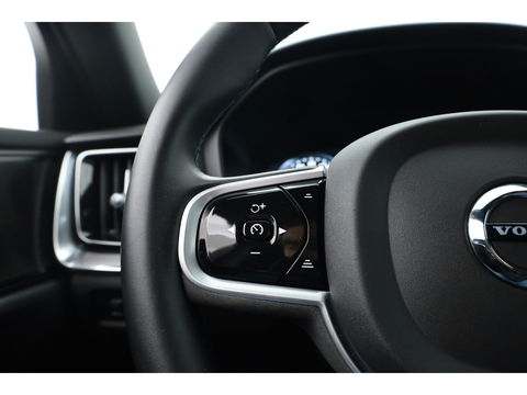 Volvo V60 T8 Recharge R-design | Memory Seats | Harman Kardon | Elek. Trekhaak | Pilot Assist | Camera
