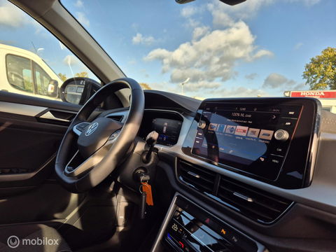 Volkswagen T-Roc 1.0 TSI, Carplay, LED, Stoelverwarming, DAB