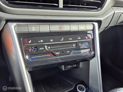 Volkswagen T-Roc 1.0 TSI, Carplay, LED, Stoelverwarming, DAB