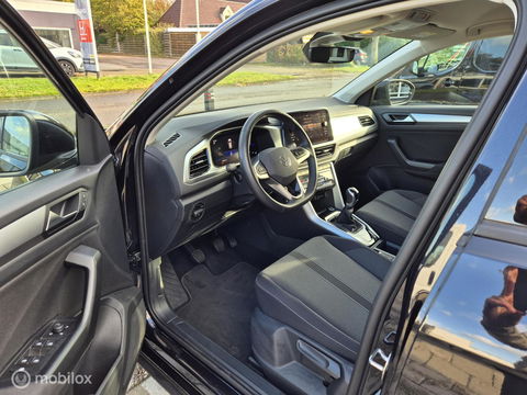 Volkswagen T-Roc 1.0 TSI, Carplay, LED, Stoelverwarming, DAB