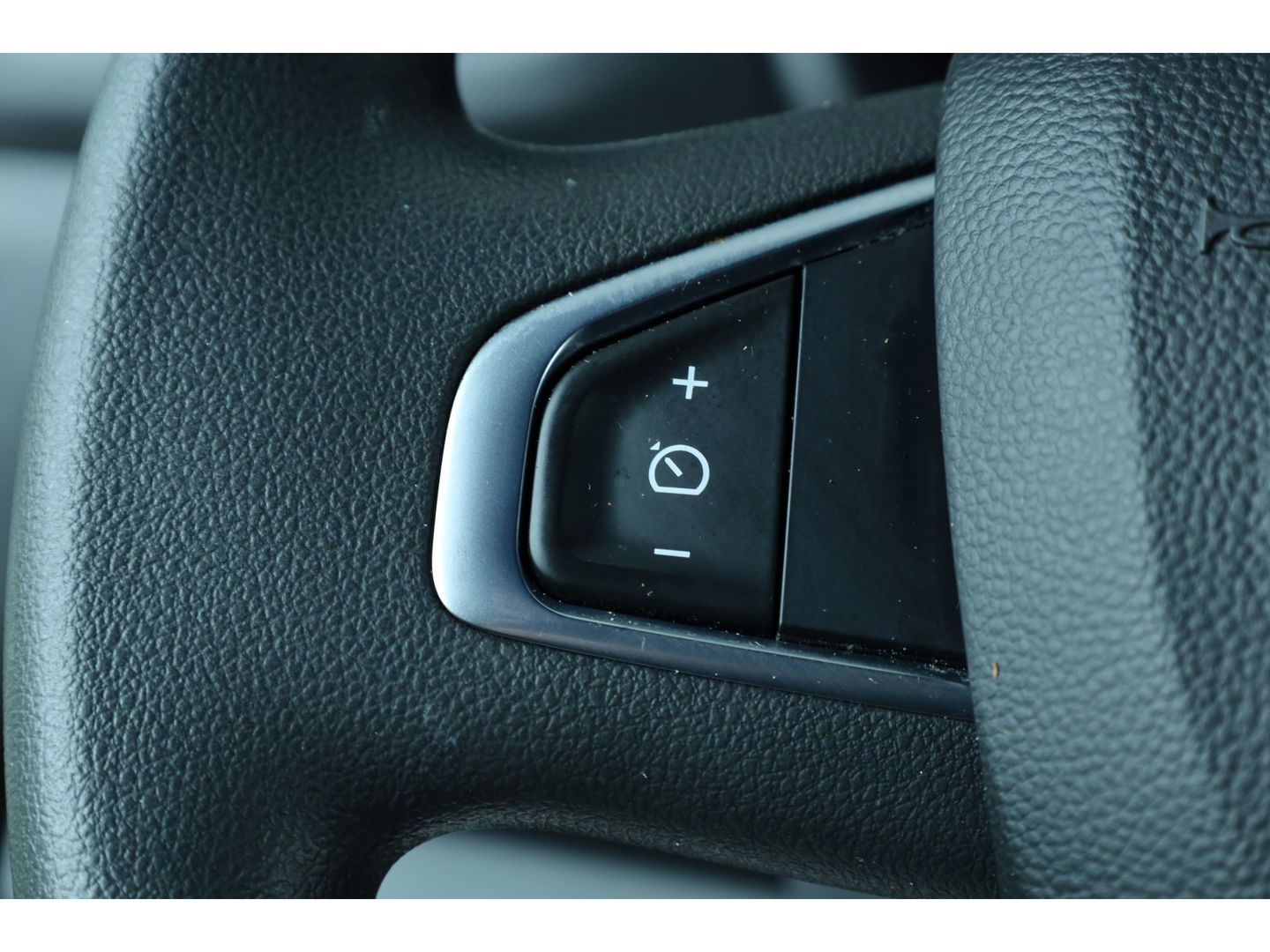 Renault Master T35 2.3 dCi 135 L3H2 Comfort | Airco | Cruise