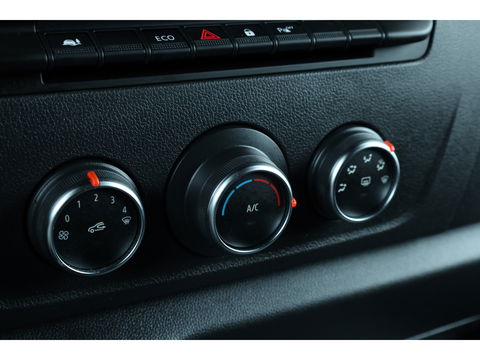 Renault Master T35 2.3 dCi 135 L3H2 Comfort | Airco | Cruise