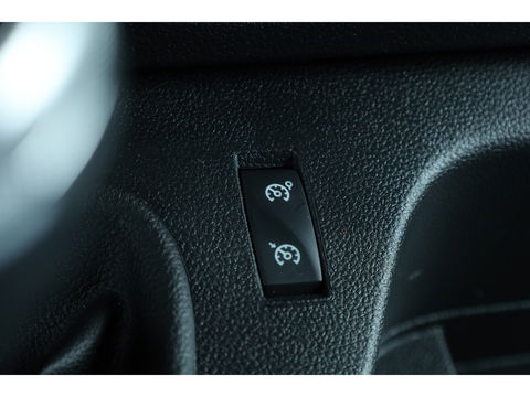 Renault Master T35 2.3 dCi 135 L3H2 Comfort | Airco | Cruise