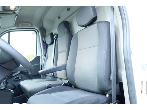 Renault Master T35 2.3 dCi 135 L3H2 Comfort | Airco | Cruise