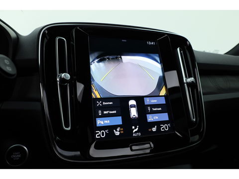 Volvo XC40 1.5 T5 Plug-in hybrid Ultimate Dark | Facelift | Pano | Trekhaak | 360 camera | ACC | Blis | H&K audio |
