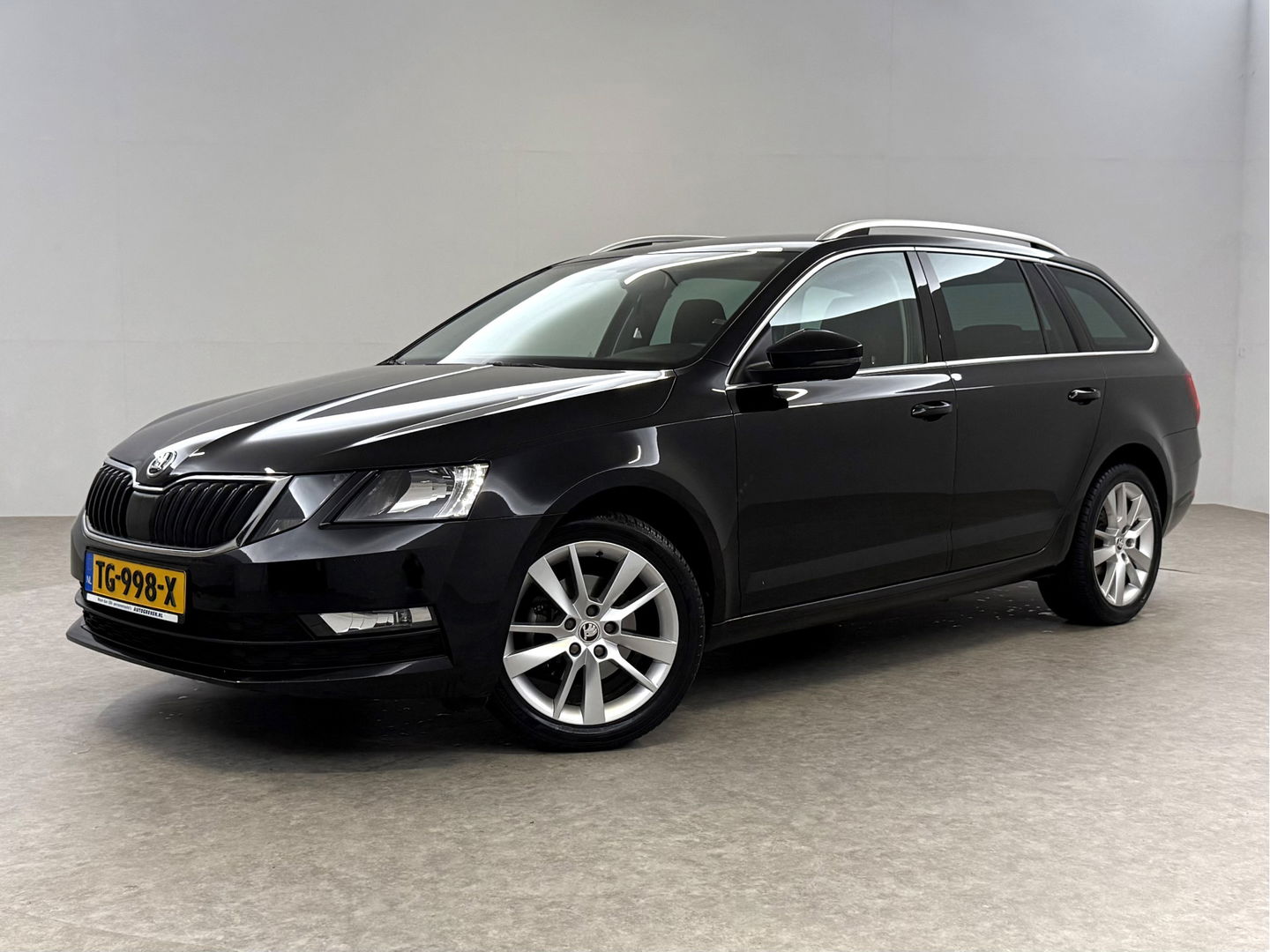 Škoda Octavia 1.0 TSI | Carplay | Trekhaak | Stoelverw. | Cruise | Parkeersens.