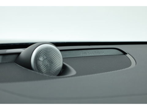 Volvo V60 Cross Country 2.0 B5 AWD Pro | Full Option | Pano | Massage | B&W audio | Ventilatie | HUD | Trekhaak