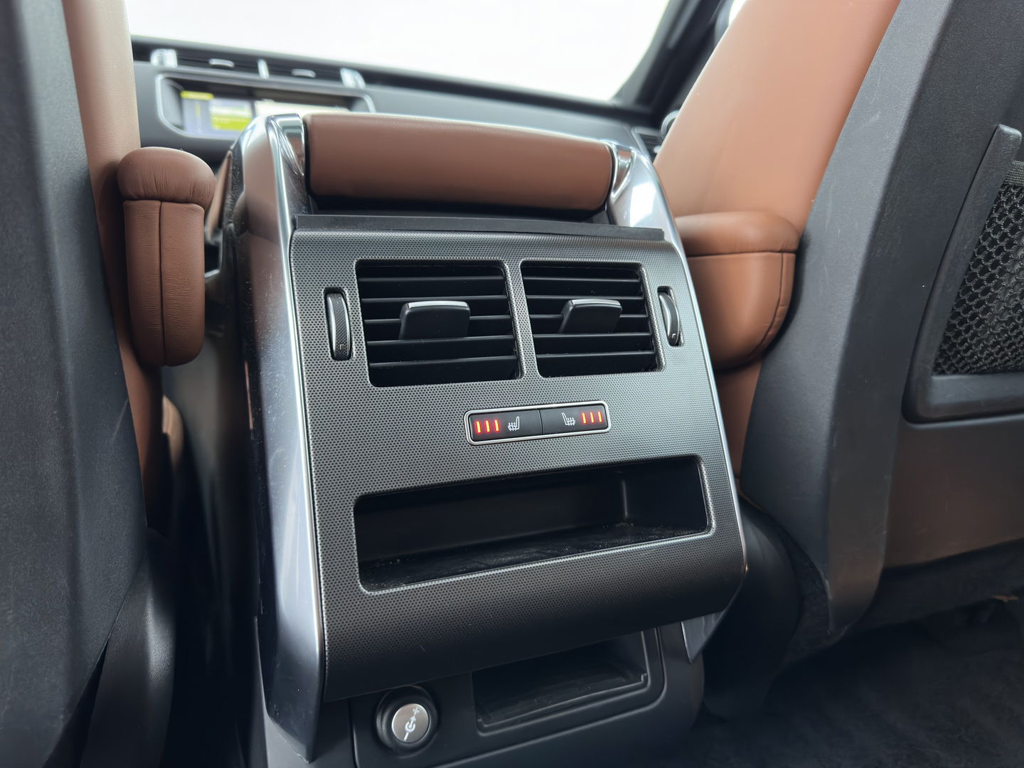 Land Rover Range Rover Sport 3.0 TDV6 HSE Dynamic Aut. *PANO | DIGI-COCKPIT | LUXURY-LEATHER | XENON | NAVI-FULLMAP | CAMERA | KEYLESS | AIR-SUSPENSION | ECC | PDC | CRUISE | 21''ALU*