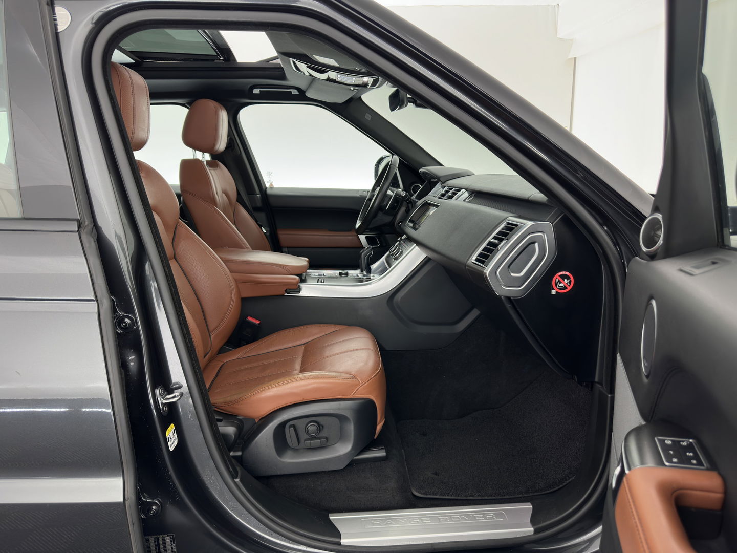 Land Rover Range Rover Sport 3.0 TDV6 HSE Dynamic Aut. *PANO | DIGI-COCKPIT | LUXURY-LEATHER | XENON | NAVI-FULLMAP | CAMERA | KEYLESS | AIR-SUSPENSION | ECC | PDC | CRUISE | 21''ALU*